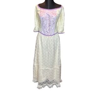 Vintage Cream Lace Purple Trim Fairycore Cottagecore Romantic Boho Prairie Dress